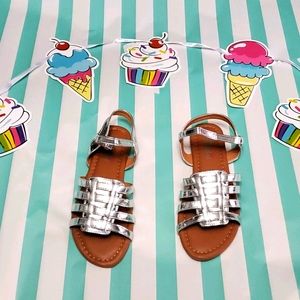 NWOT girl's sandals